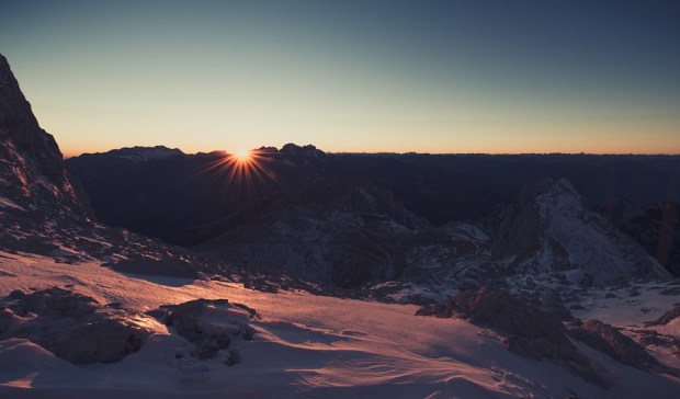 blog_snowsunrisemountains